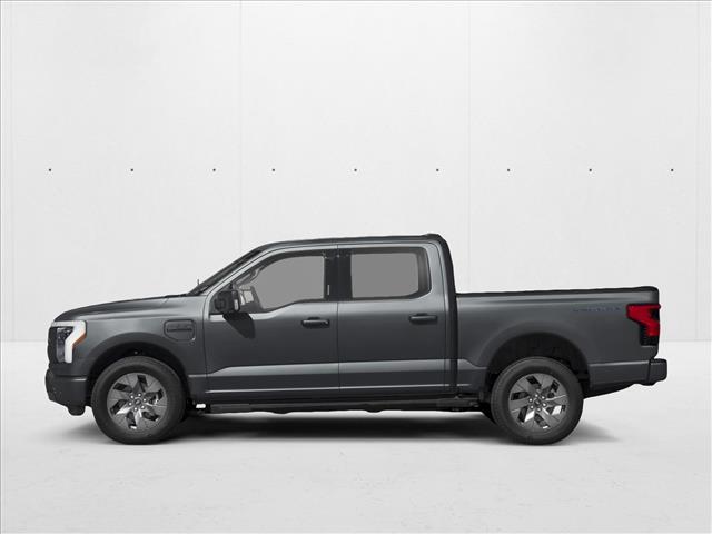 2025 Ford F-150 Lightning XLT photo 3