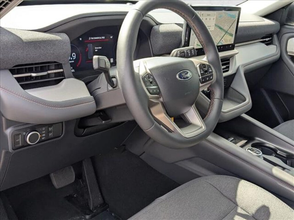 New 2025 Ford Explorer Active SUV