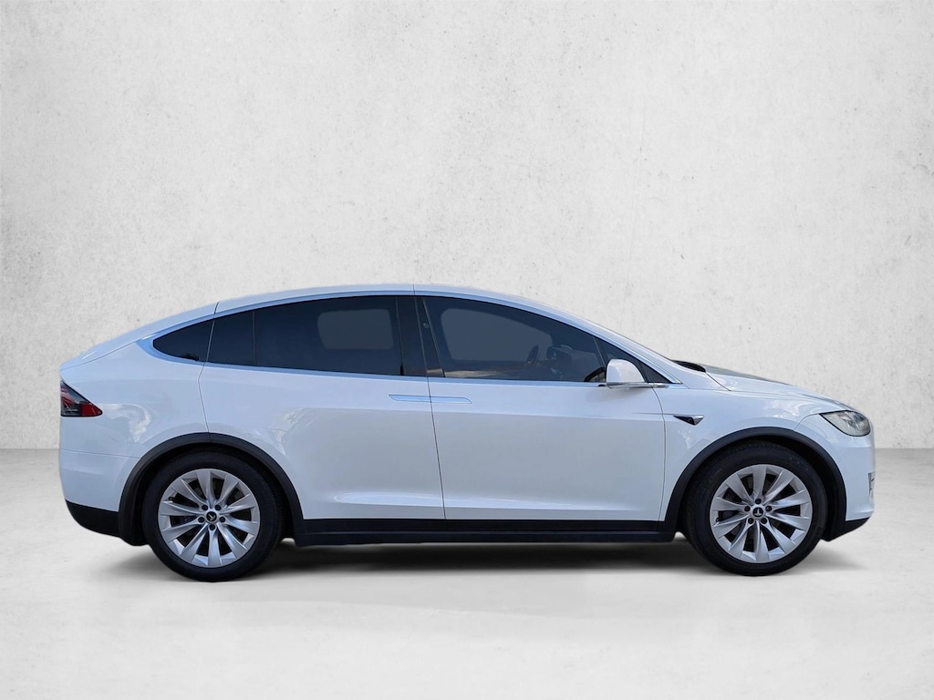 Used 2018 Tesla Model X 75D SUV