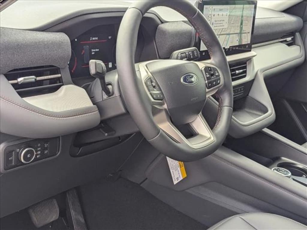 New 2026 Ford Explorer Active w/200A Pkg SUV