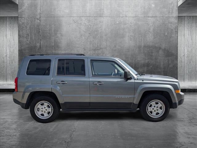 2014 Jeep Patriot Sport photo 4