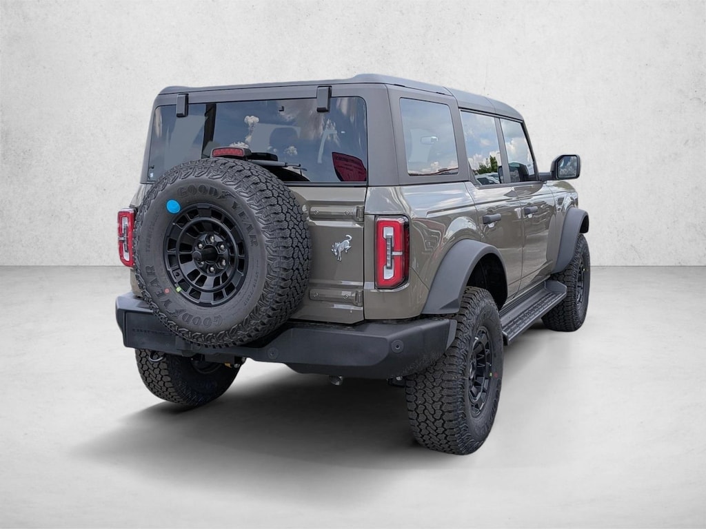 New 2026 Ford Bronco Outer Banks SUV