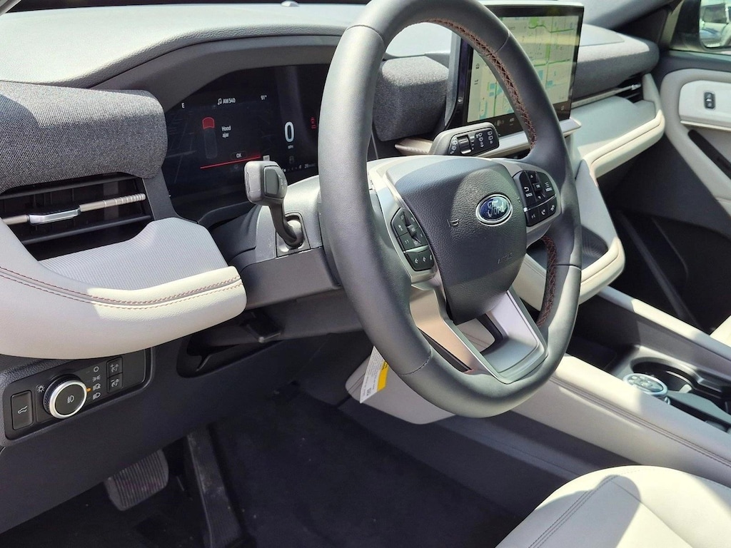 New 2027 Ford Explorer Active w/200A Pkg SUV