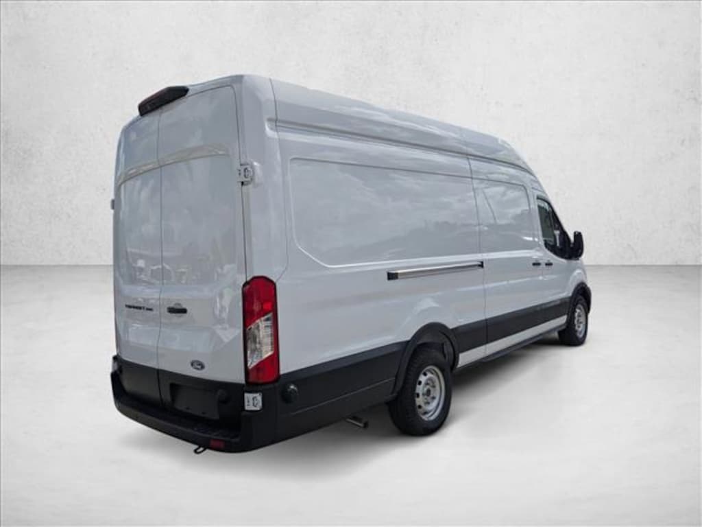 New 2026 Ford Transit-250 Cargo Van Cargo Extended