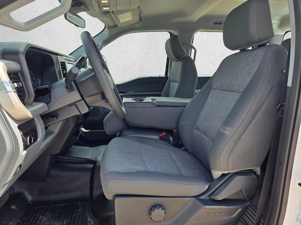 New 2026 Ford F-350 XL Truck Crew Cab