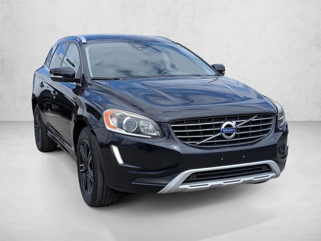 Used 2017 Volvo XC60 Dynamic SUV