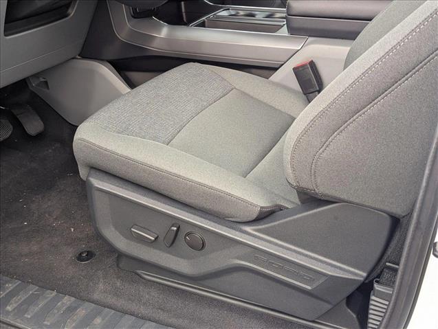 2025 Ford F-150 XLT photo 4