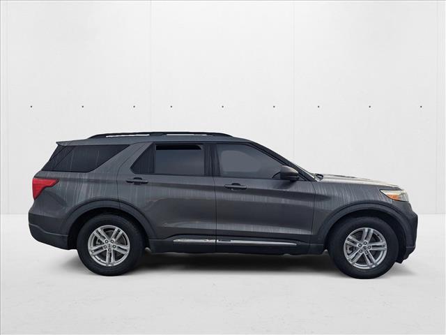 2020 Ford Explorer XLT photo 4