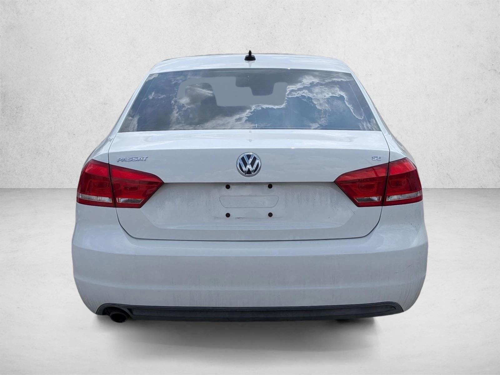 Used 2013 Volkswagen Passat SE with VIN 1VWBP7A39DC082401 for sale in Hialeah, FL