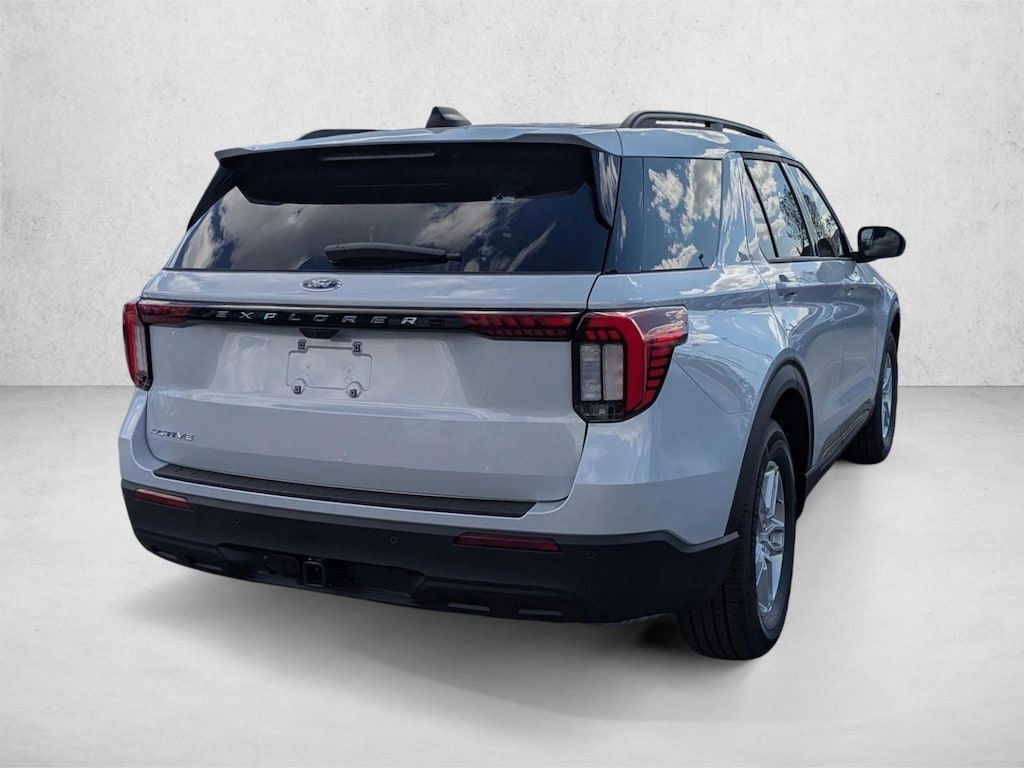New 2026 Ford Explorer Active w/200A Pkg SUV