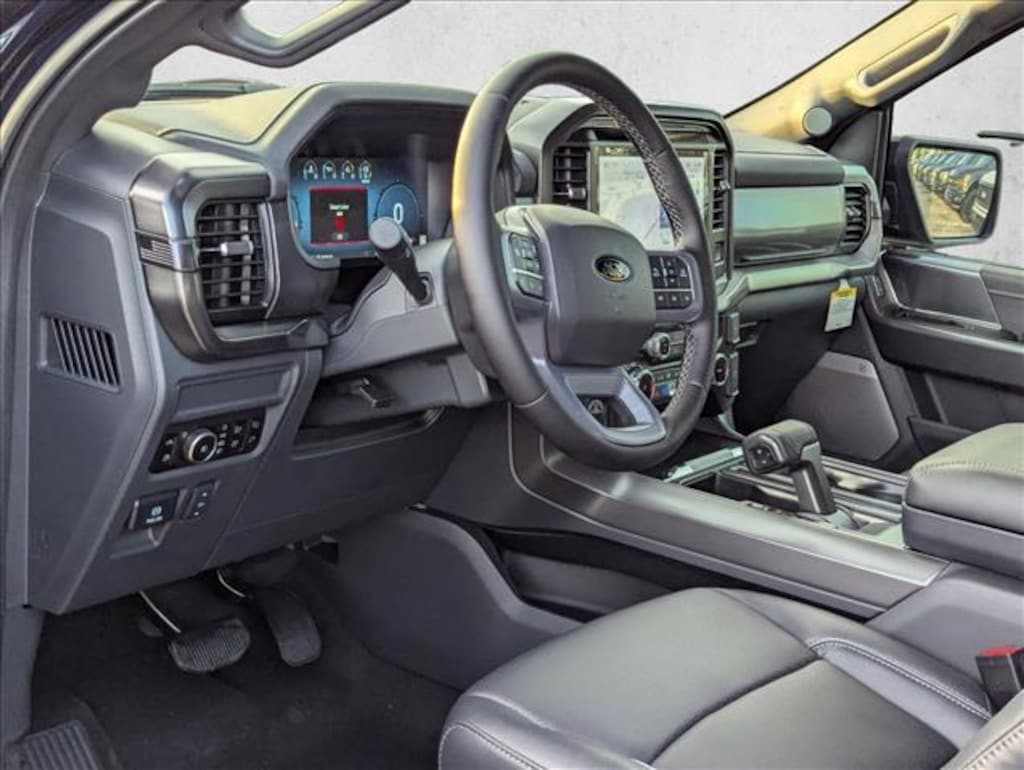 New 2025 Ford F-150 LARIAT Truck SuperCrew Cab