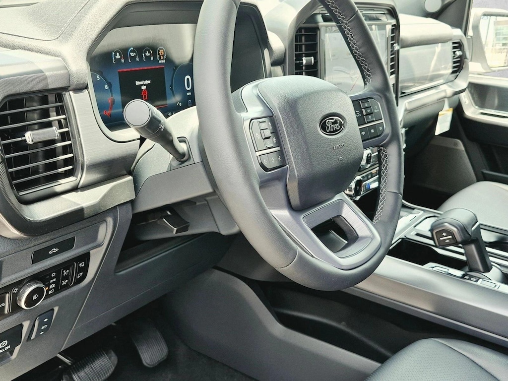 New 2026 Ford F-150 LARIAT Truck SuperCrew Cab
