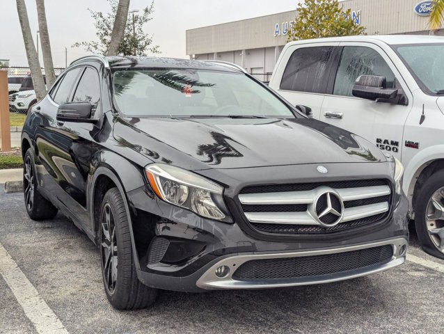 2017 Mercedes Benz GLA 250 photo 3