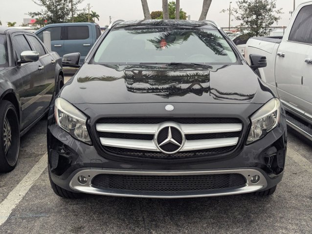 2017 Mercedes Benz GLA 250 photo 2