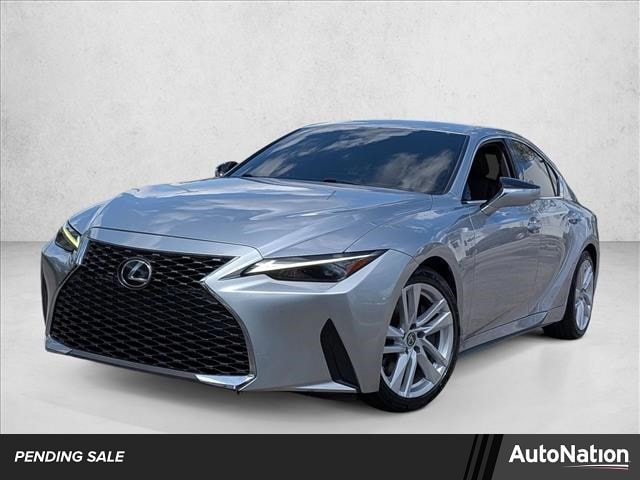 2021 Lexus IS