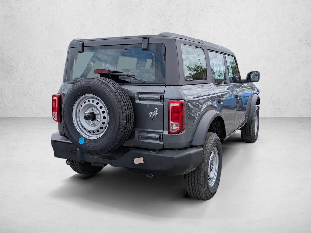 New 2026 Ford Bronco Base SUV