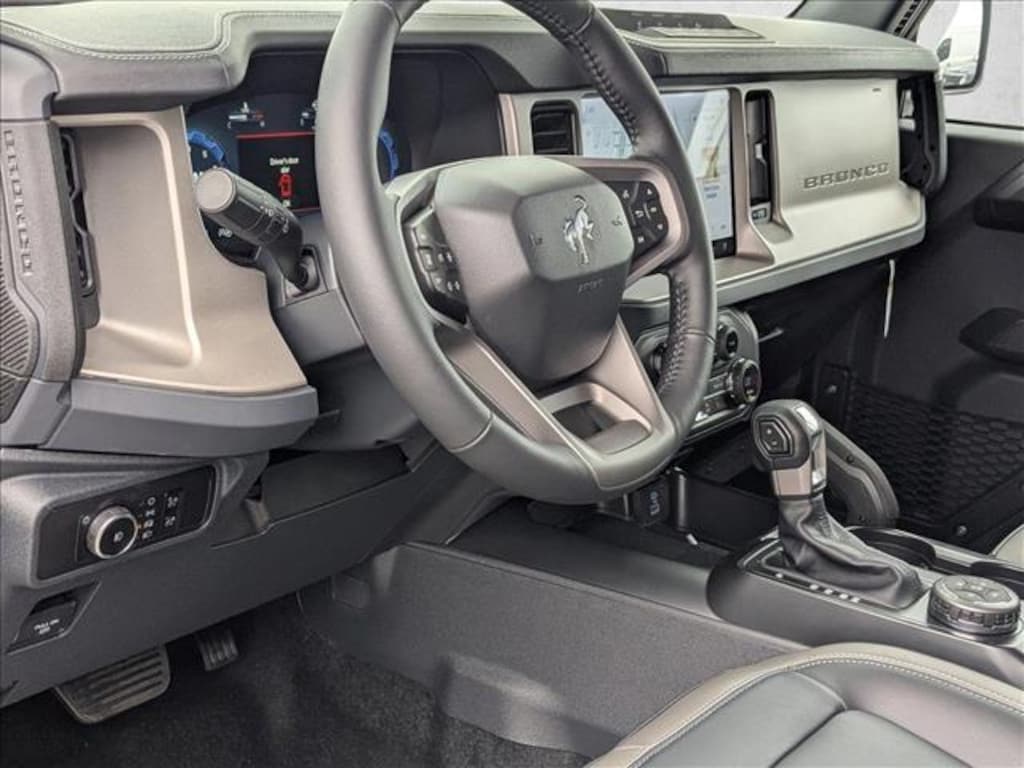 New 2025 Ford Bronco Outer Banks SUV