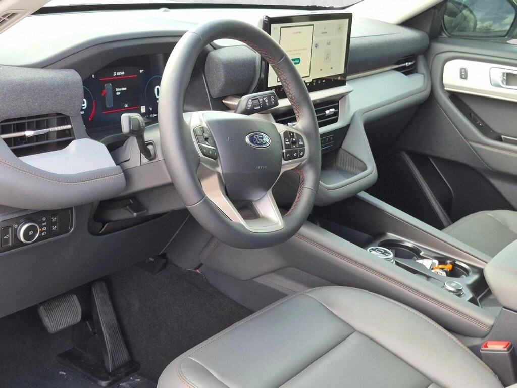 New 2026 Ford Explorer Active w/200A Pkg SUV