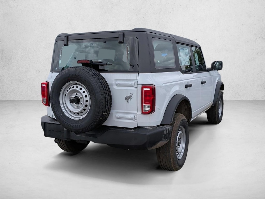 New 2026 Ford Bronco Base SUV