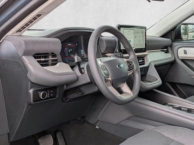 2026 Ford Explorer photo 3