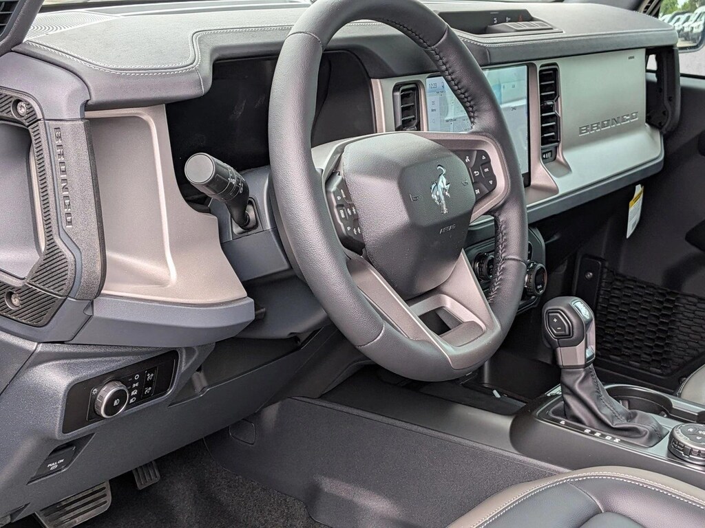 New 2026 Ford Bronco Outer Banks SUV