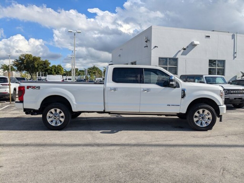 Certified 2022 Ford F-350 Platinum Truck Crew Cab