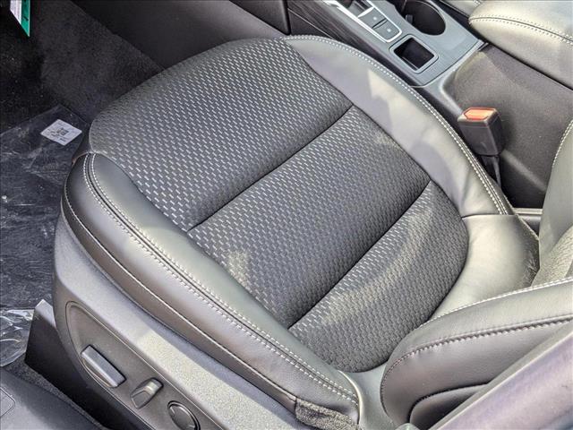 2025 Ford Escape photo 4