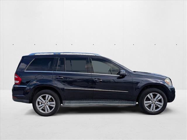 2011 Mercedes Benz GL 450 photo 2