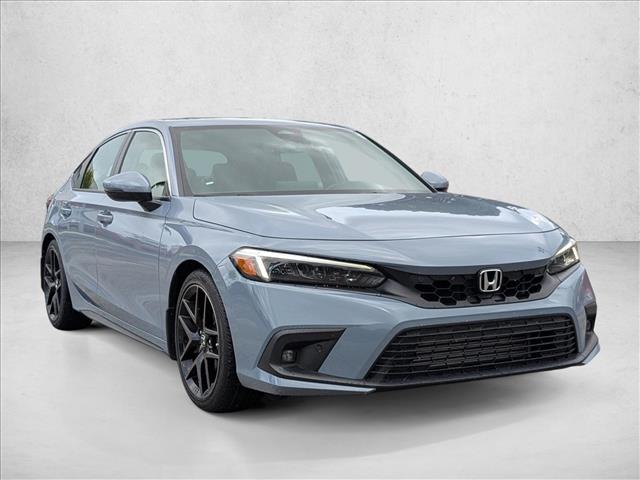 2022 Honda Civic Sport Touring Hatchback photo 3
