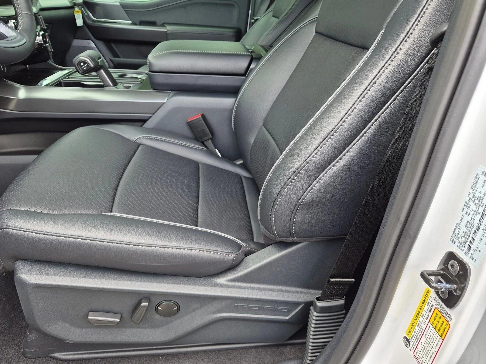 New 2026 Ford F-150 LARIAT Truck SuperCrew Cab
