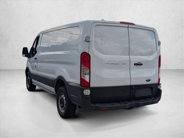 2018 Ford Transit photo 4