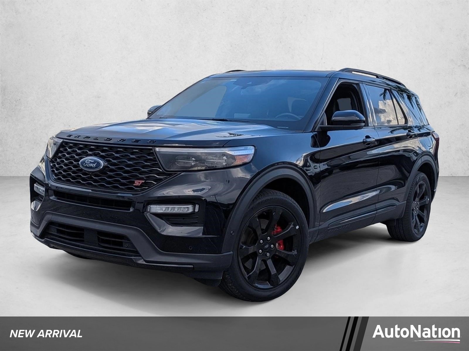 2023 Ford Explorer ST 4WD's photo