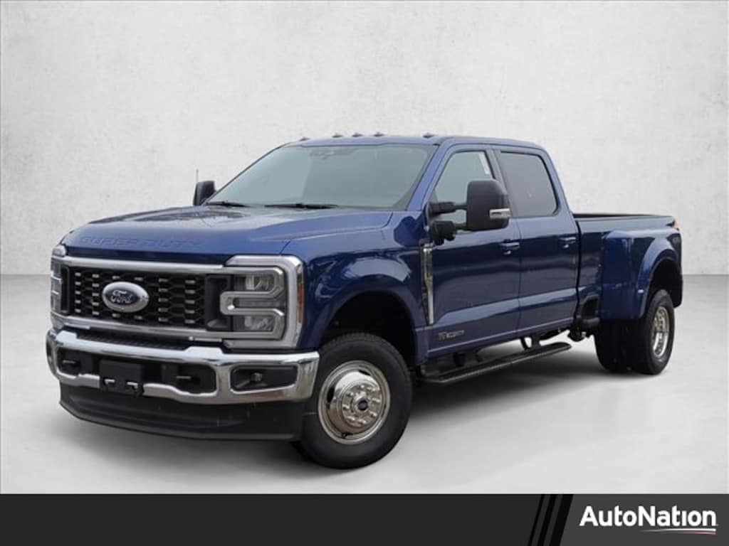 New 2026 Ford F-350 XLT Truck Crew Cab