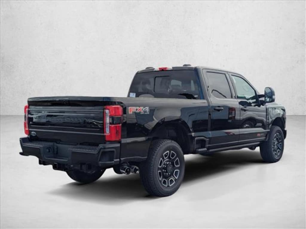 New 2026 Ford F-350 Platinum Truck Crew Cab