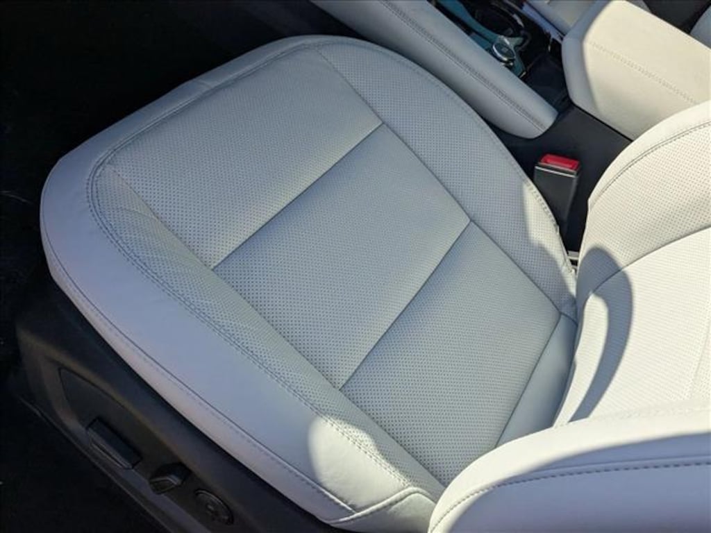 New 2026 Ford Explorer Platinum SUV