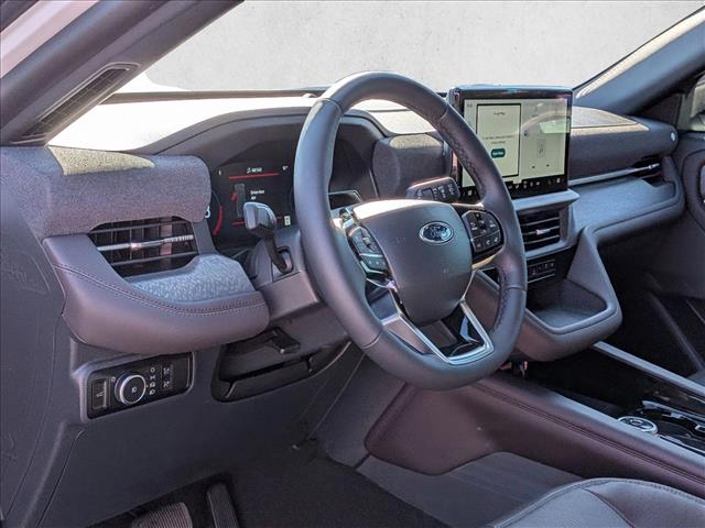 2026 Ford Explorer Platinum photo 2