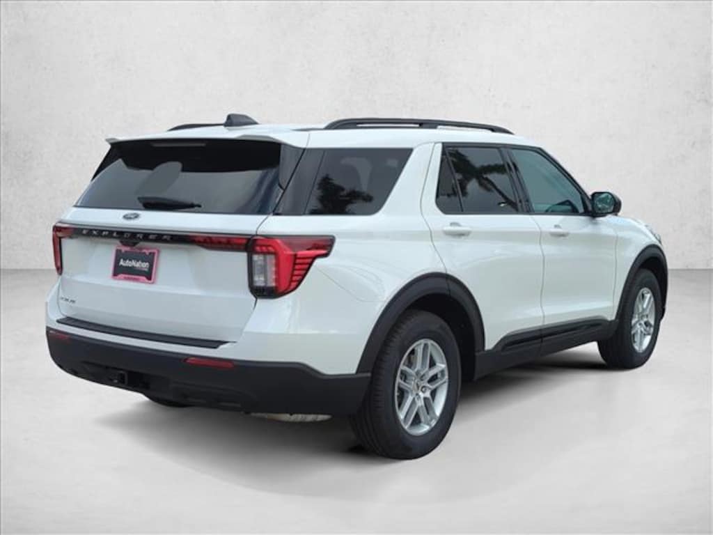 New 2026 Ford Explorer Active w/200A Pkg SUV