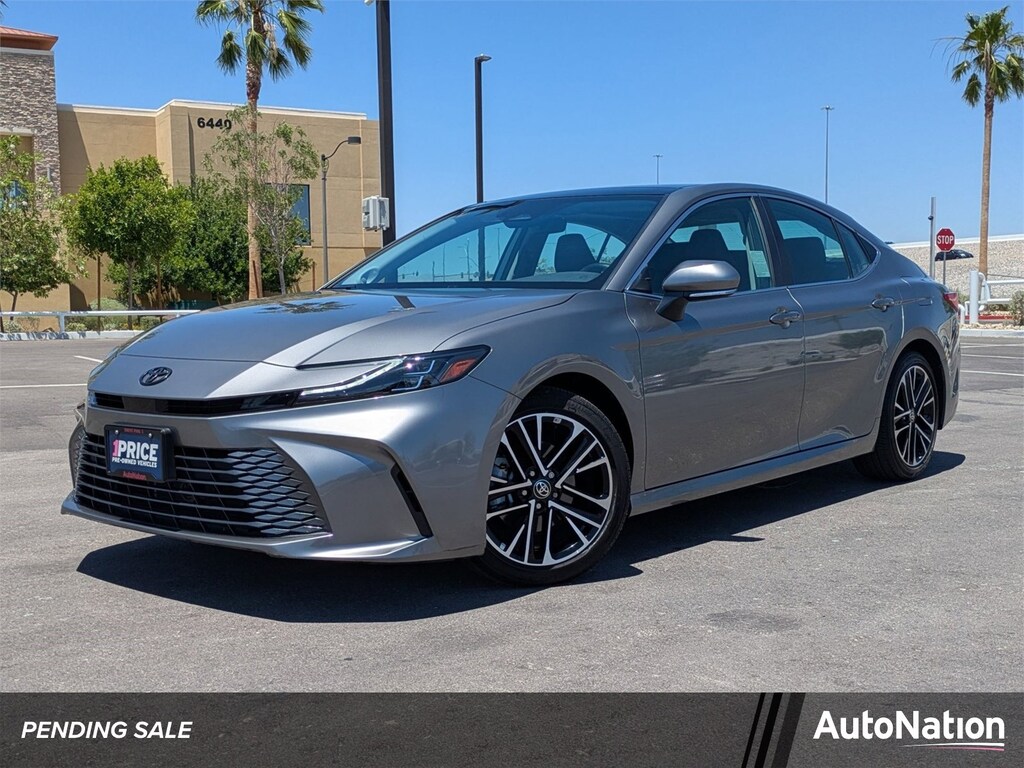Used 2025 Toyota Camry XLE Sedan