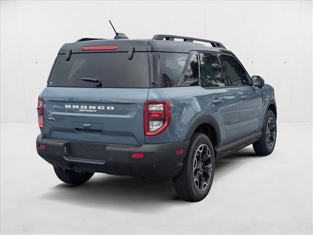 2025 Ford Bronco Sport Outer Banks photo 2
