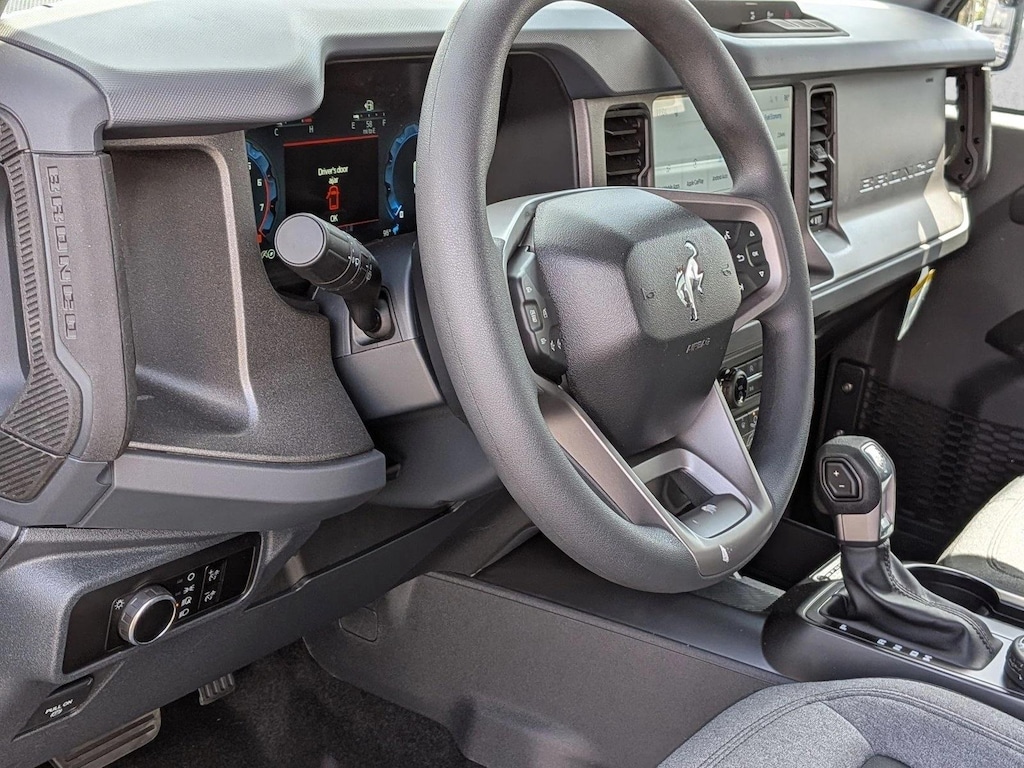 New 2026 Ford Bronco Base SUV