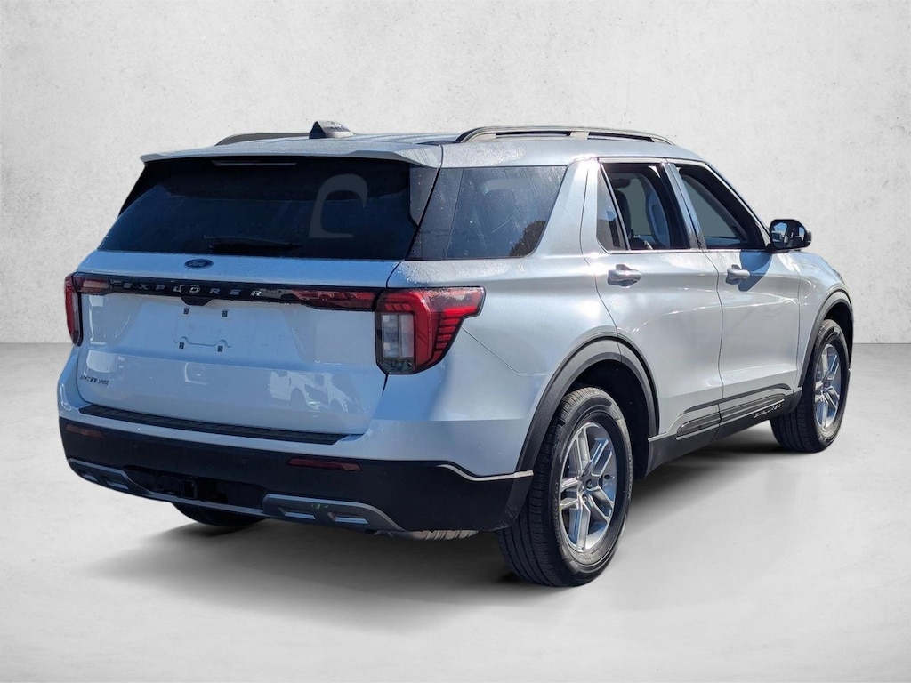 New 2026 Ford Explorer Active w/200A Pkg SUV