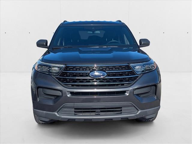 2020 Ford Explorer XLT photo 2