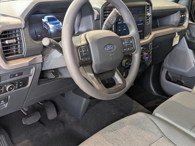 2025 Ford F-150 XL photo 3