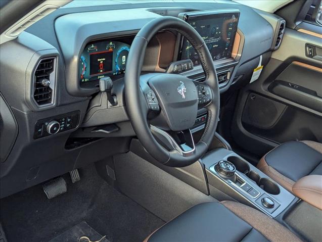 2025 Ford Bronco Sport Outer Banks photo 3