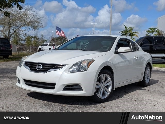 2013 Nissan Altima Coupe S