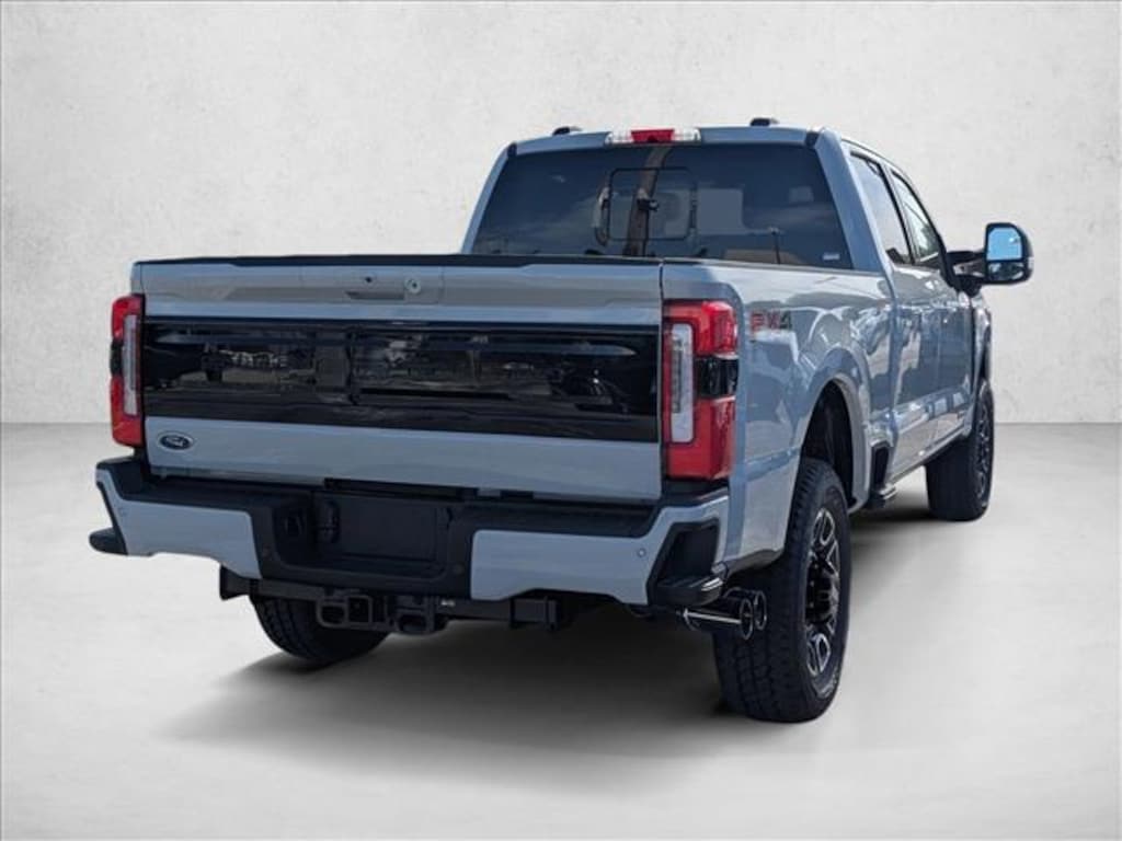 New 2026 Ford F-250 Platinum Truck Crew Cab