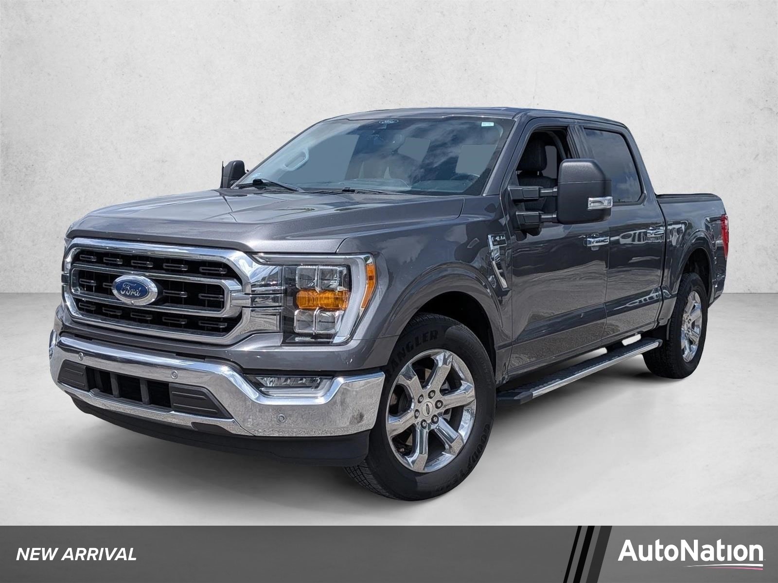 2022 Ford F-150 XLT SuperCrew 5-1/2 Box's photo