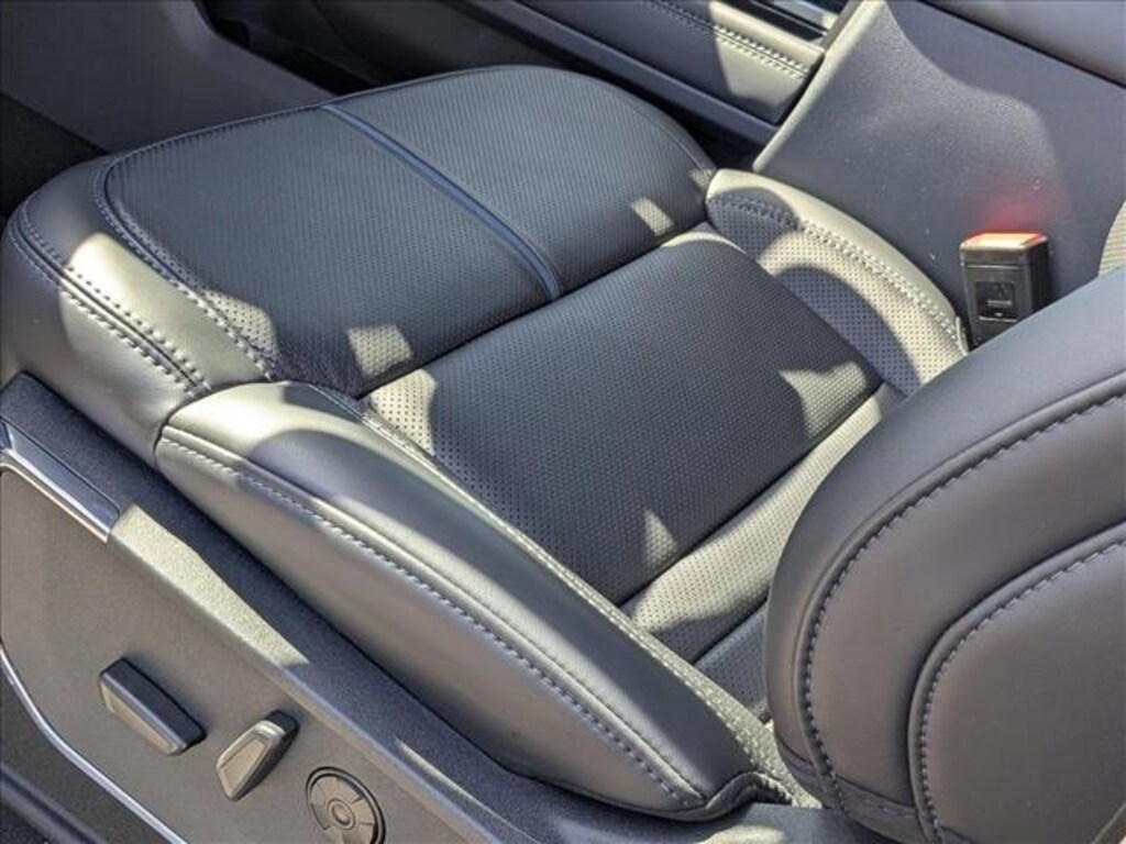 New 2026 Ford F-250 Platinum Truck Crew Cab