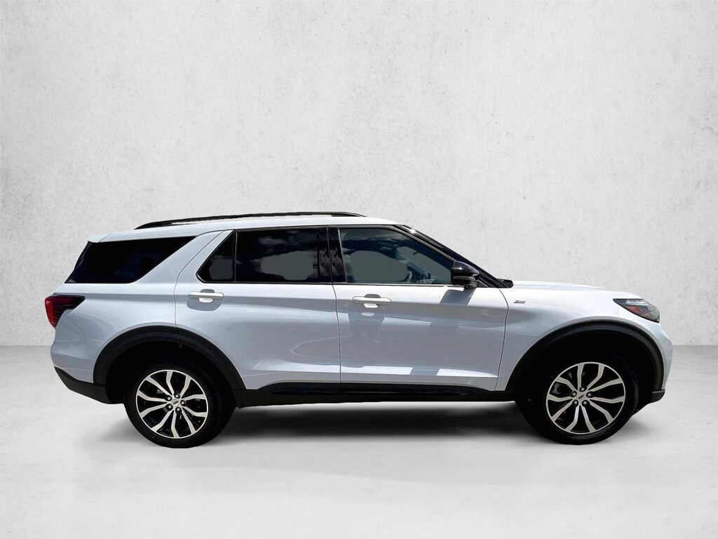 New 2026 Ford Explorer ST-Line SUV