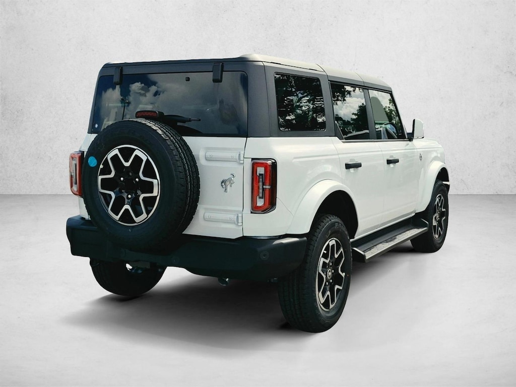 New 2026 Ford Bronco Outer Banks SUV